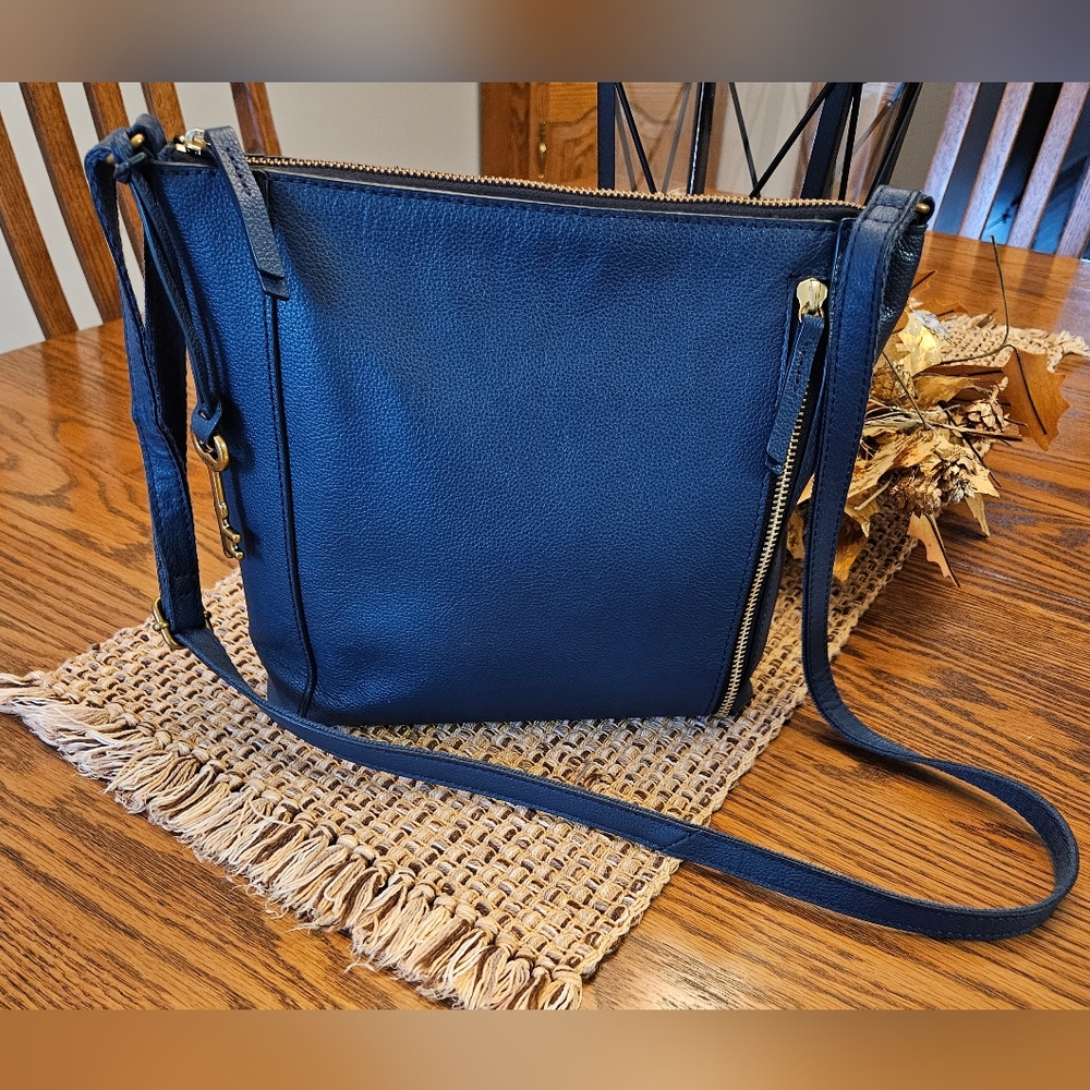 Fossil -Tara Crossbody Bag